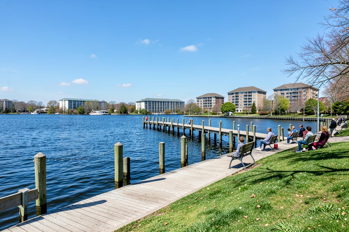 Homes in Burlington, Ontario